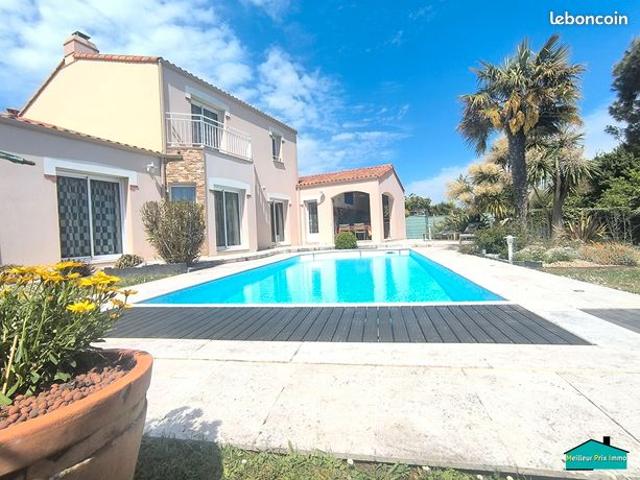 Maison 7 pièces 199 m²