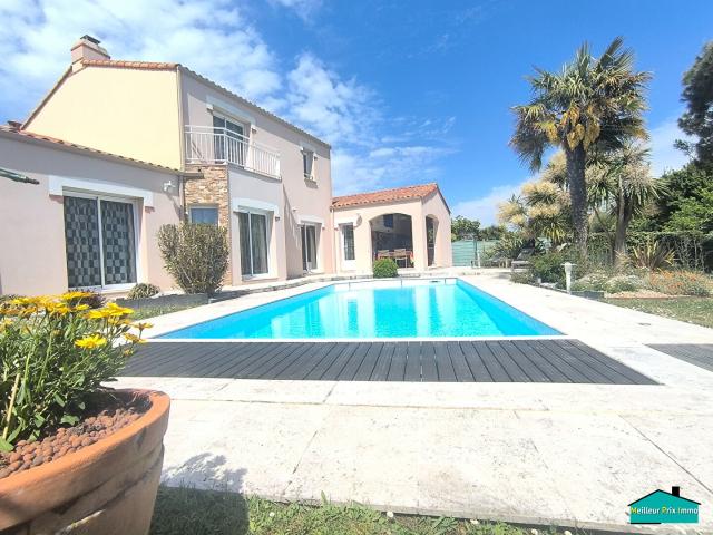 Maison 7 pièces 199 m²