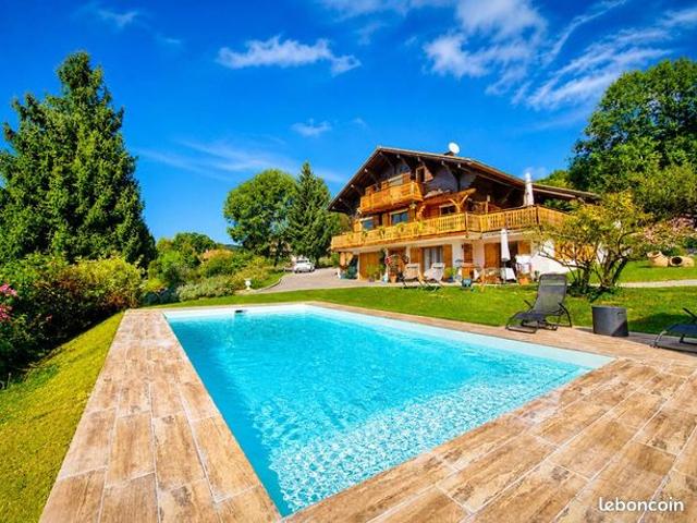 Maison 7 pièces 199 m²
