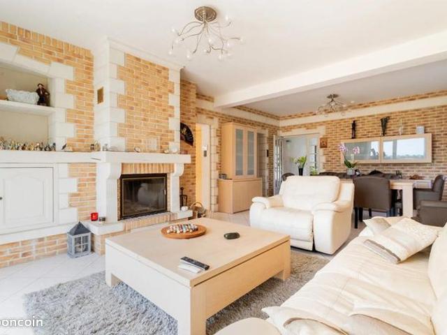Maison 7 pièces 190 m²