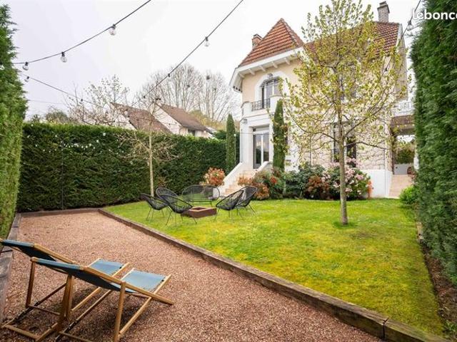 Maison 7 pièces 190 m²