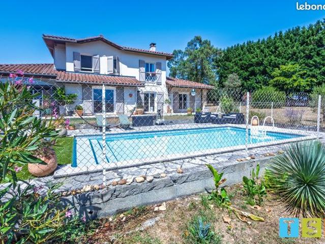 Maison 7 pièces 190 m²