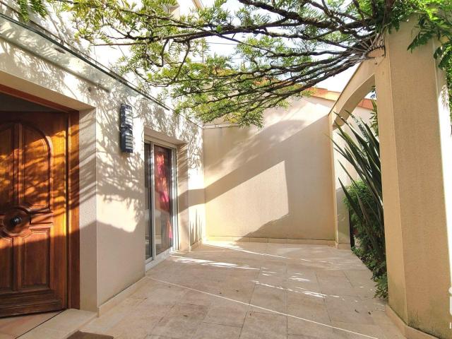 Maison 7 pièces 190 m²