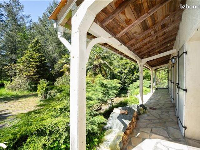 Maison 7 pièces 190 m²