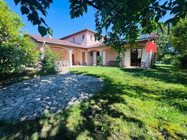 Maison 7 pièces 162 m²