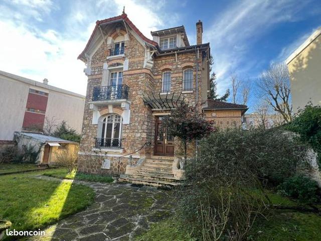 Maison 7 pièces 190 m²