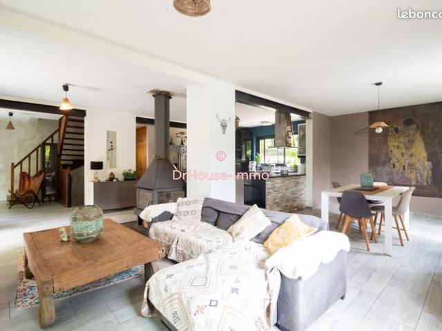 Maison 7 pièces 190 m²