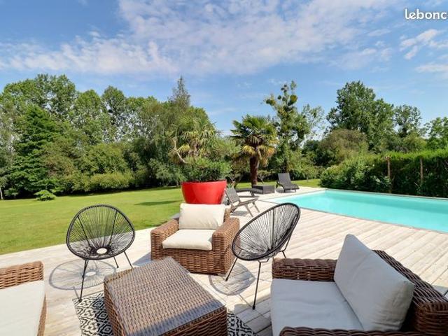 Maison 7 pièces 190 m²