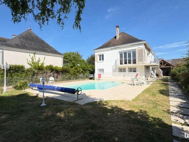 Maison 7 pièces 190 m²