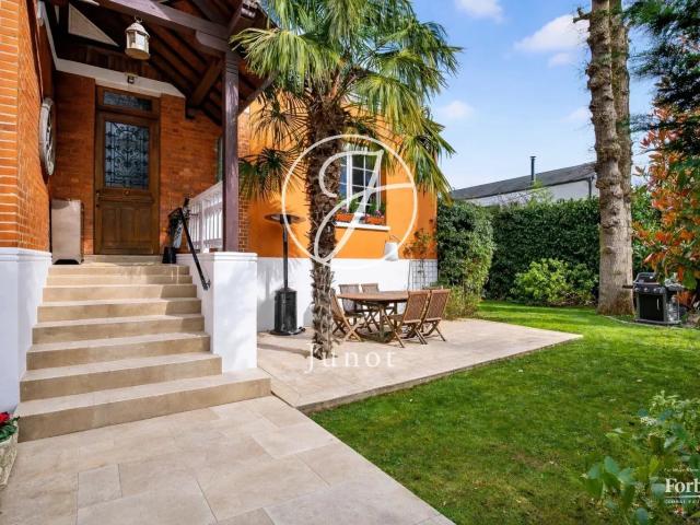 Maison 7 pièces 190 m²