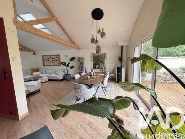 Maison 7 pièces 190 m²