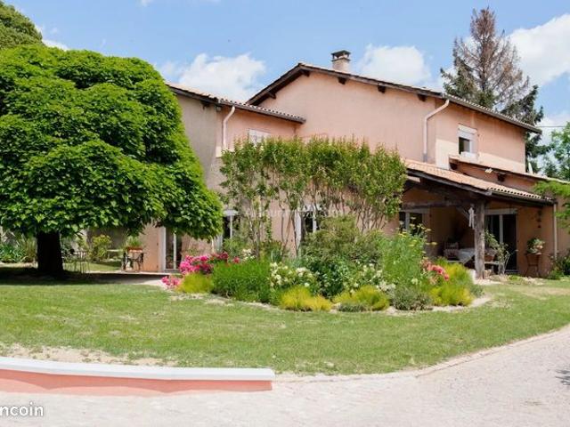 Maison 7 pièces 190 m²