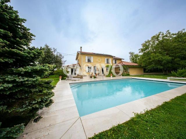 Maison 7 pièces 190 m²
