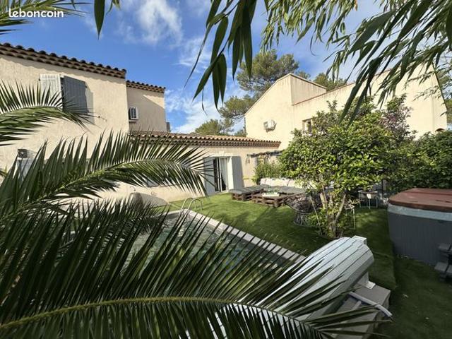 Maison 7 pièces 190 m²