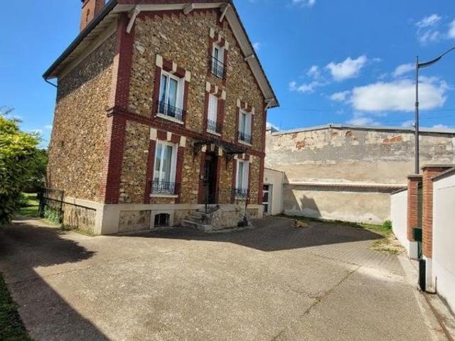 Maison 7 pièces 190 m²