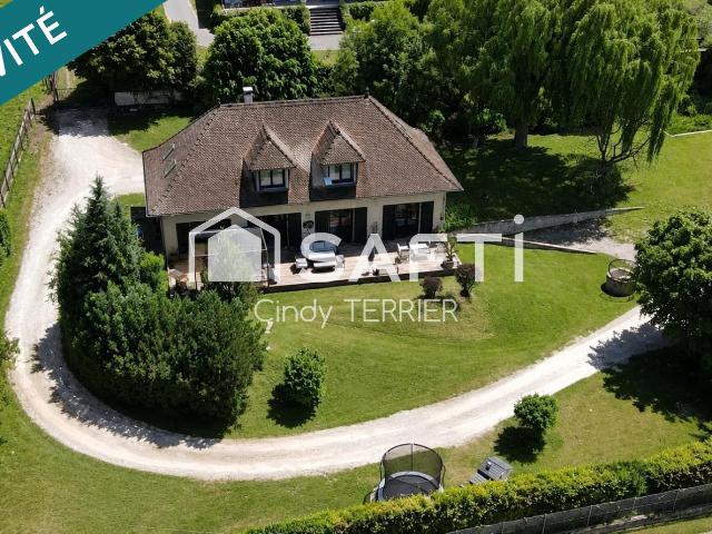 Maison 7 pièces 190 m²