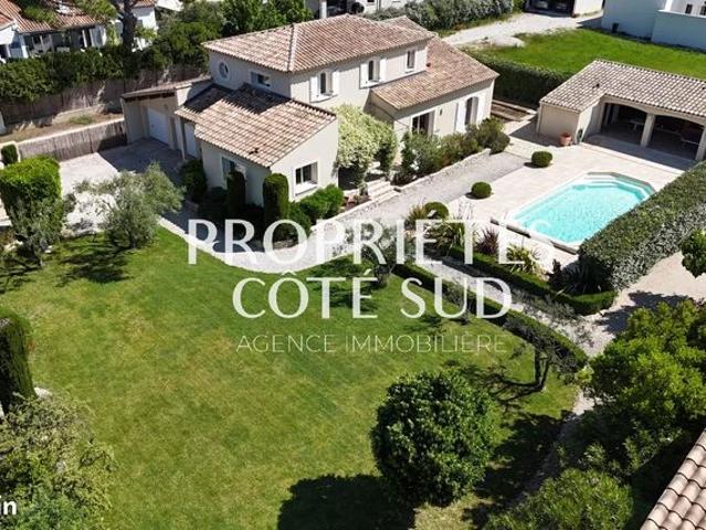Maison 7 pièces 190 m²