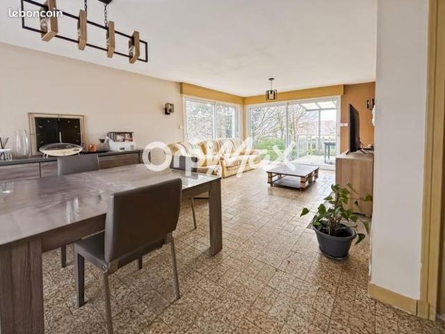 Maison 7 pièces 190 m²