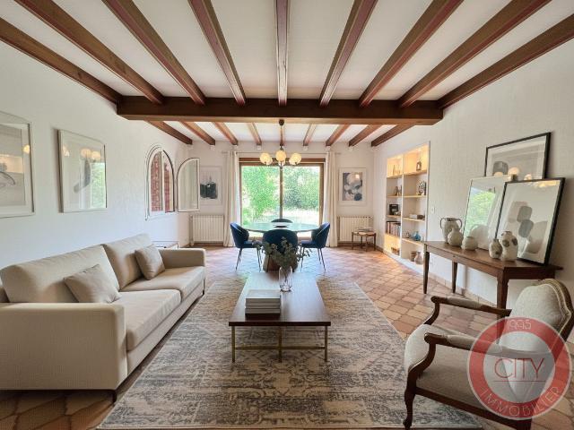 Maison 7 pièces 190 m²