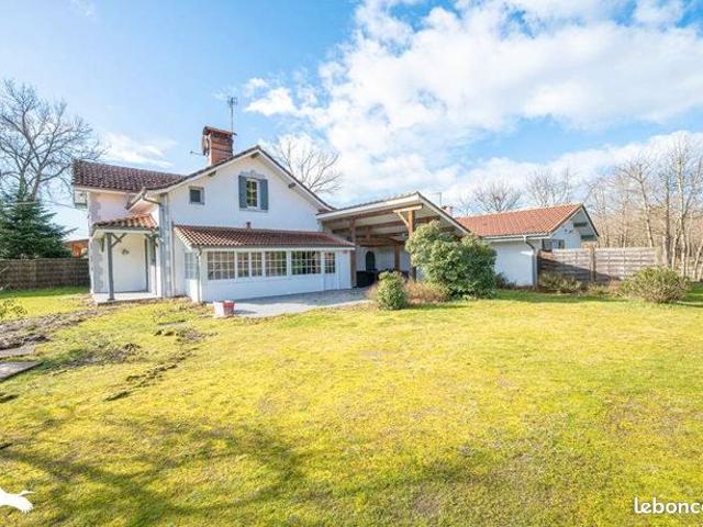 Maison 7 pièces 190 m²