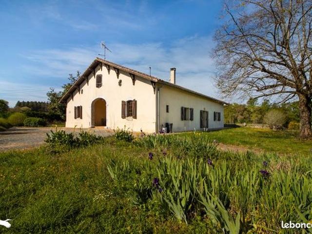 Maison 7 pièces 190 m²