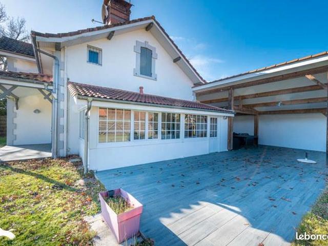 Maison 7 pièces 190 m²