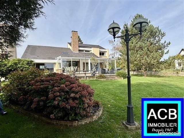 Maison 7 pièces 190 m²