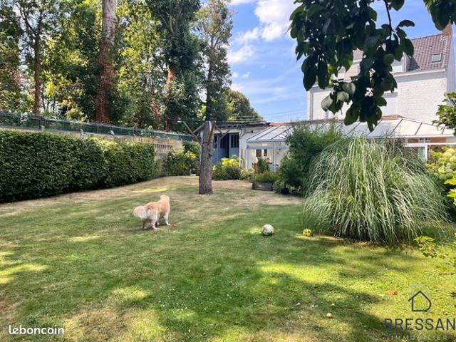 Maison 7 pièces 190 m²