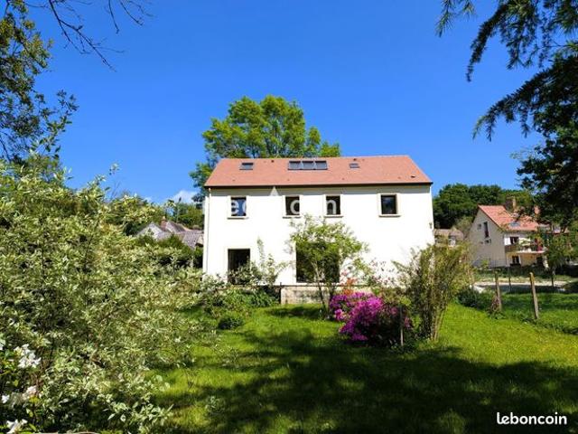 Maison 7 pièces 190 m²