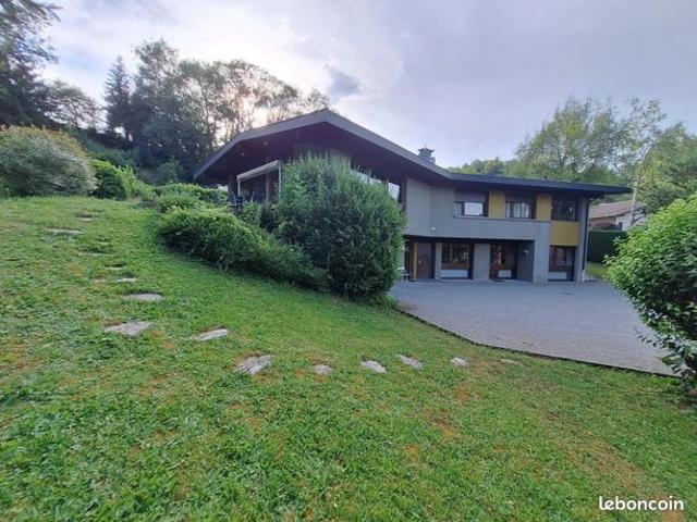 Maison 7 pièces 190 m²