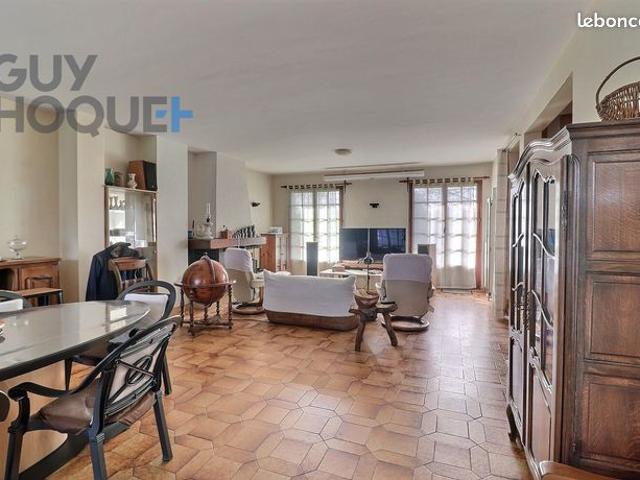 Maison 7 pièces 190 m²