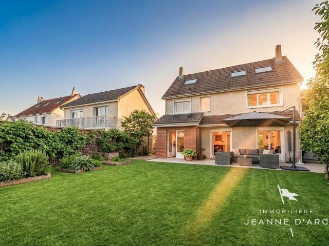 Maison 7 pièces 190 m²