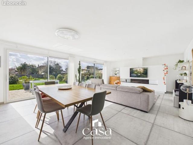 Maison 7 pièces 190 m²