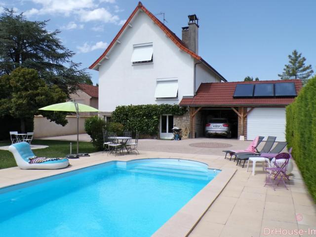 Maison 7 pièces 191 m²