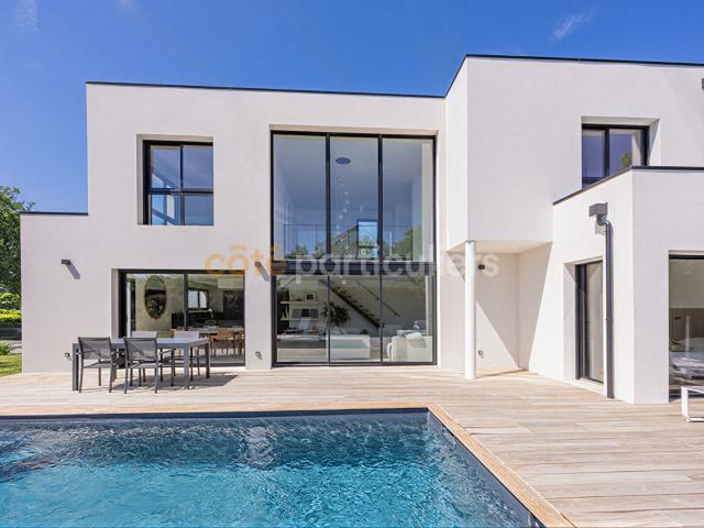Maison 7 pièces 191 m²