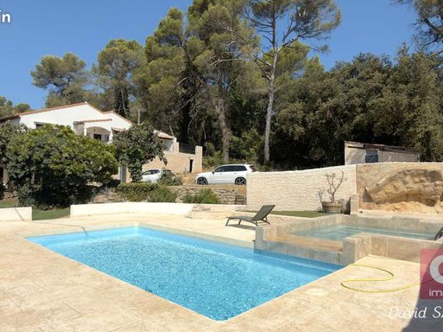 Maison 7 pièces 191 m²