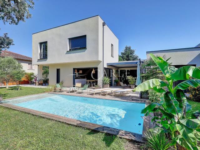 Maison 7 pièces 191 m²
