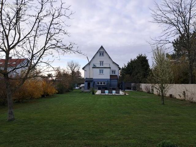 Maison 7 pièces 191 m²