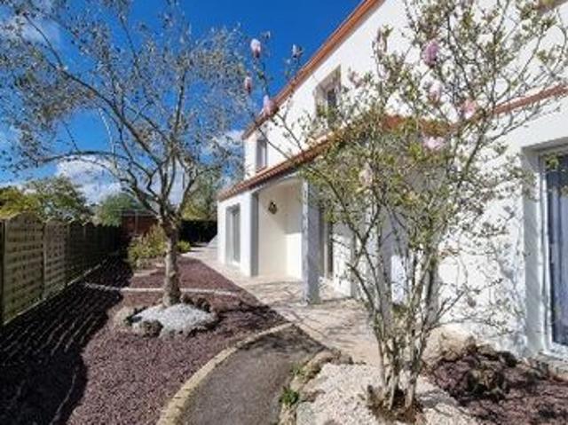 Maison 7 pièces 191 m²