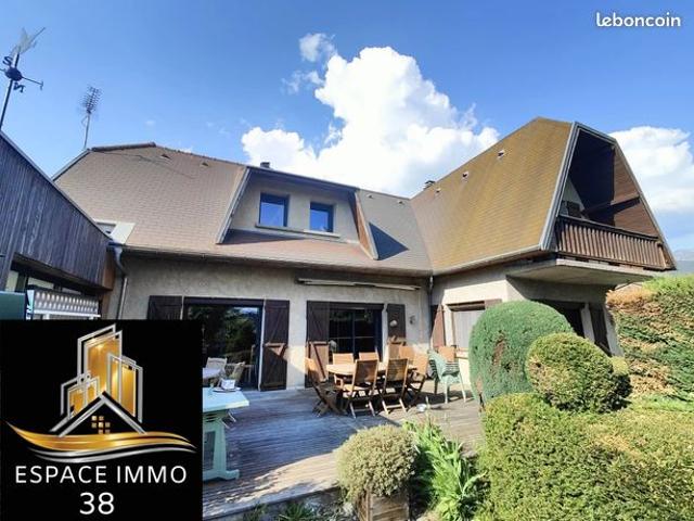 Maison 7 pièces 191 m²