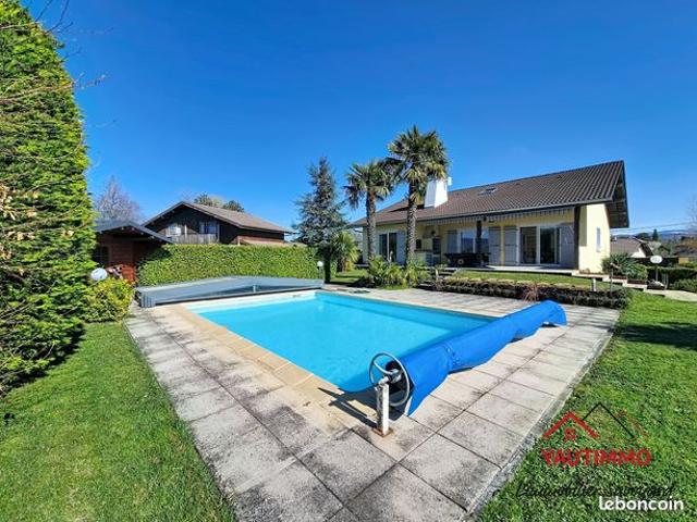 Maison 7 pièces 192 m²