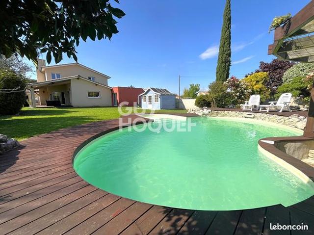 Maison 7 pièces 192 m²