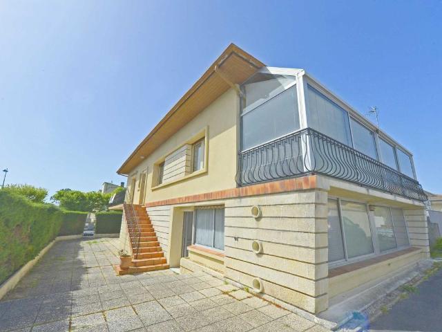 Maison 7 pièces 192 m²