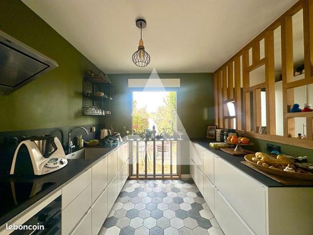Maison 7 pièces 192 m²