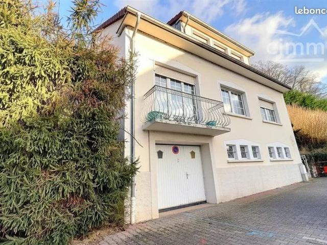 Maison 7 pièces 192 m²