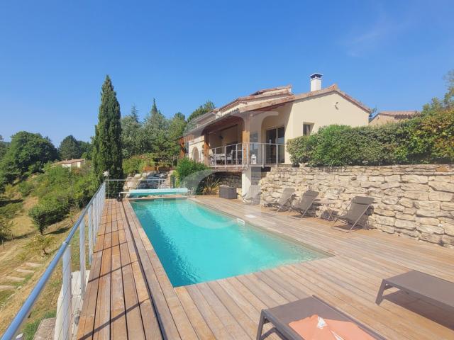 Maison 7 pièces 192 m²