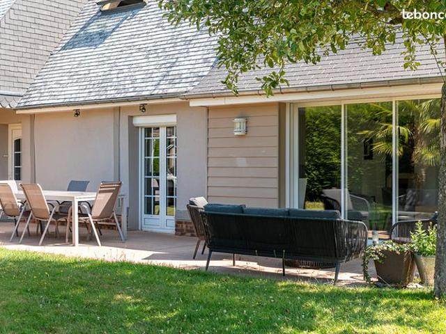 Maison 7 pièces 192 m²