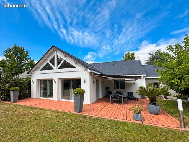 Maison 7 pièces 192 m²