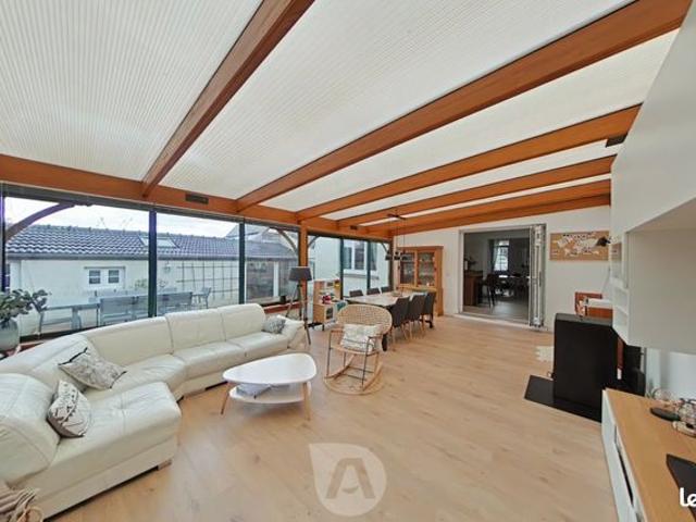 Maison 7 pièces 192 m²