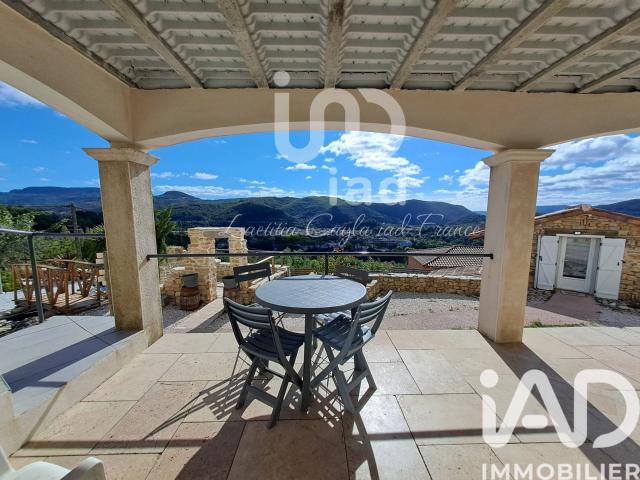 Maison 7 pièces 192 m²